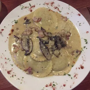 Meat Ravioli with Mushrooms &amp; Bacon