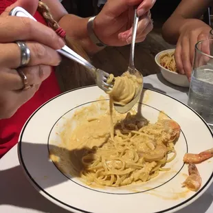 Seafood Seafood Tetrazzini