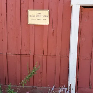 Irving Ranch Barn was built in 1890