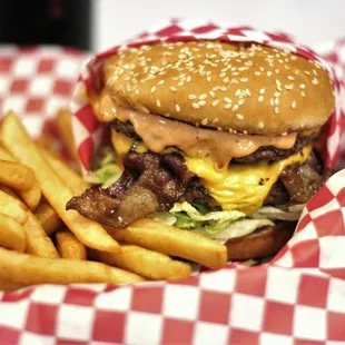 Lew's Ranger Burger, I love it, a really big filling burger. Two patties. double cheese, 2 full strips of bacon. A real winner.