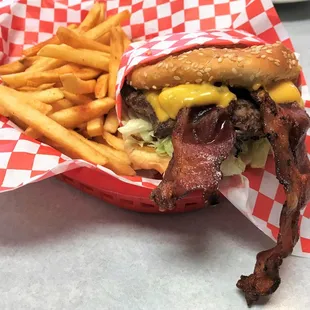Bacon Cheeseburger