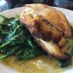 Stuff tilapia was great, it was perfectly cooked and the spinach bed with butter cream it was just perfect!!!