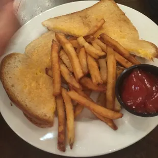 Kids Grilled Cheese plate
