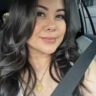 Amber S.