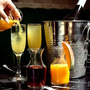Brunch Tableside Mimosas