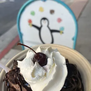 Brownie sundae