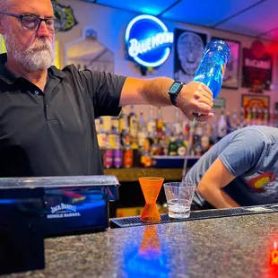 Pro Training Measuring to Free Pour