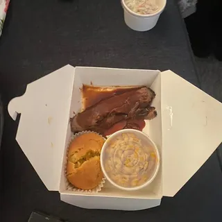 Brisket Mac and Cheese Platter