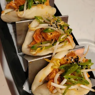 chicken bao buns