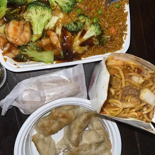 House Special Lo Mein