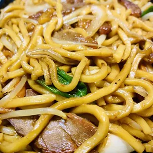 BBQ Pork Lo Mein