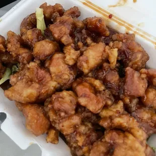 General Tso&apos;s chicken (QT size)