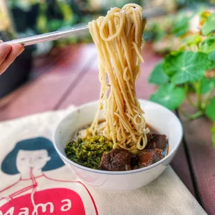Easy to cook Beef Noodle Soup takes less than 10 mins! Enjoy a taste of comfort while working from home![Photo taken by @mishxcindy (IG)]