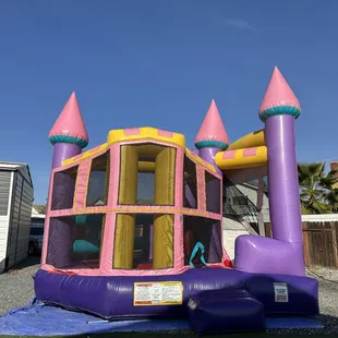 5in1 glitter jumper for rent in Moreno Valley