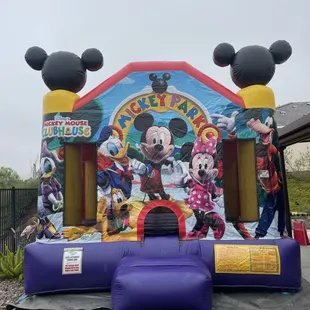 Mickye mouse jumpers- Lia's party rentals ...#partyrentalsinmorenovalley, # jumpersforentinmorenovalley