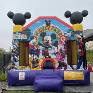 Mickey Mouse jumper 13x13-Lia's party rentals