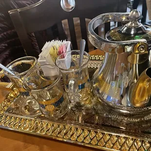 Awesome Tea tray and tea pot