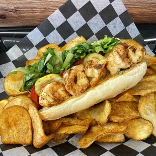 Blackened Shrimp Po&apos;Boy with house made Cajun Bbbq Seasoned Chips