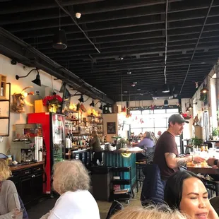 Lunch crowd!