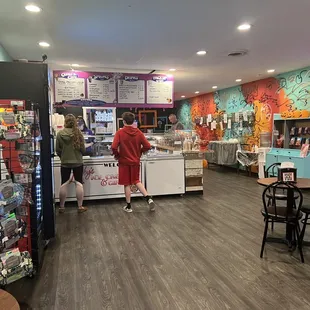 Love the graffiti walls