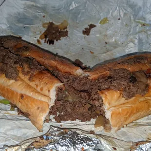 Lunch steak sub, no cheese, add lettuce and tomato