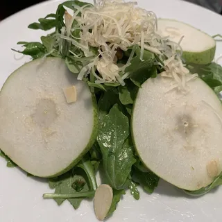 Pear Arugula Salad