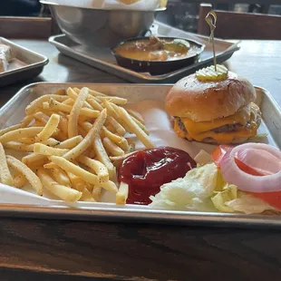 Double cheeseburger