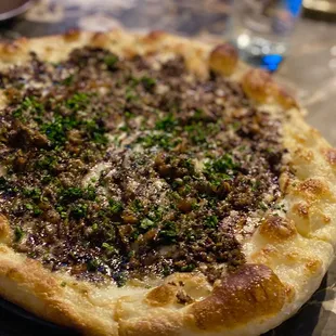 Bone marrow and mushroom pizza