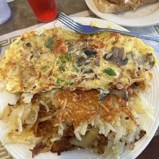 Liberty Bell Omelette and Home Fries