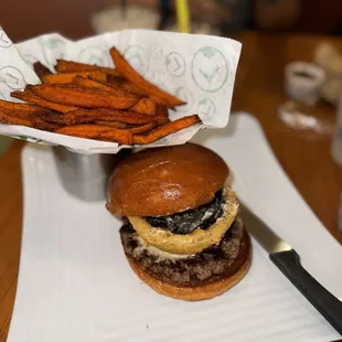 Liberty Burger - Forest & Inwood