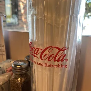 NY style straw holder