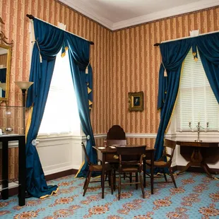 Liberty Hall parlor