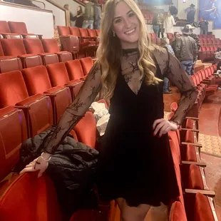 Seats at liberty (floor below w/ standing area)