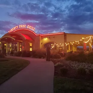 the outside of the restaurant