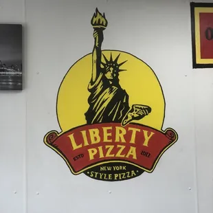 the statue of liberty on the wall