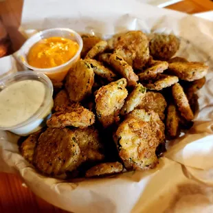 food, oysters and mussels