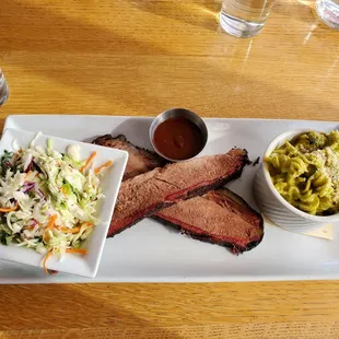 1/2 lb brisket w/ mac &amp; cheese and cole slaw