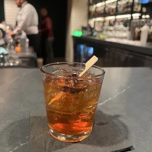 Old fashioned with old forester 1920 bourbon