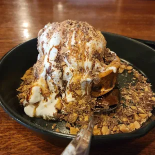 Oooey Gooey Toffee Cake