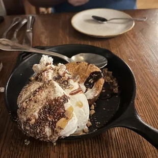 Oooey Gooey Toffee Cake