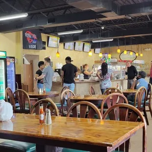 ramen and noodles, interior