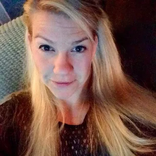 Lisa B.