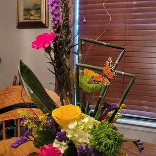 Licata's Flowers & Accessories