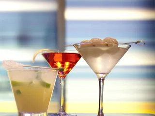W XYZ Bar