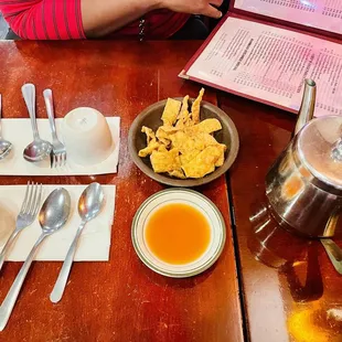 Table hot tea and hard noodles