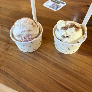 Raspberry cheesecake and gingerbread lemon curd