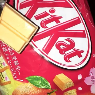 Orange/tangerine flavor kit kat! Do they even sell this flavor in japan