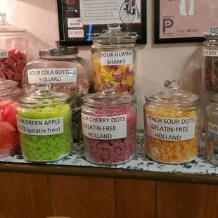 Jelly belly sour lips, sour cherry dots,sour green apple,bubblegum sours ,peach sour dots