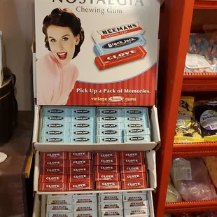 Nostalgia chewing gum