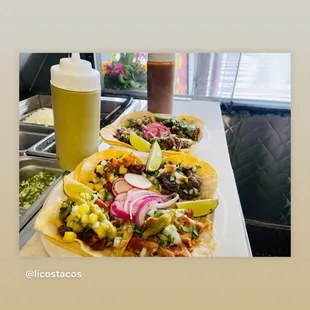 Lico's TACOS